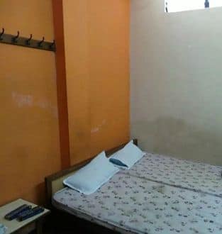 Sree Anand Lodge Deluxe Rooms, Hyderabad 3